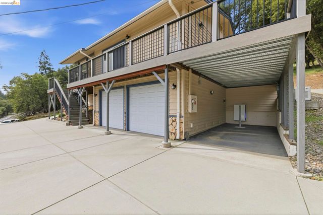 21955 Fallview Drive, Sonora, CA 95370