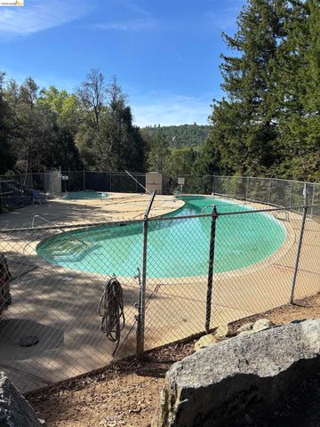 21955 Fallview Drive, Sonora, CA 95370