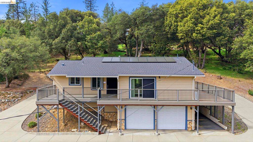 21955 Fallview Drive, Sonora, CA 95370