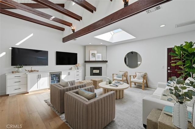 3616 Laurel Avenue, Manhattan Beach, CA 90266