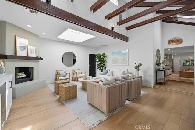 3616 Laurel Avenue, Manhattan Beach, CA 90266