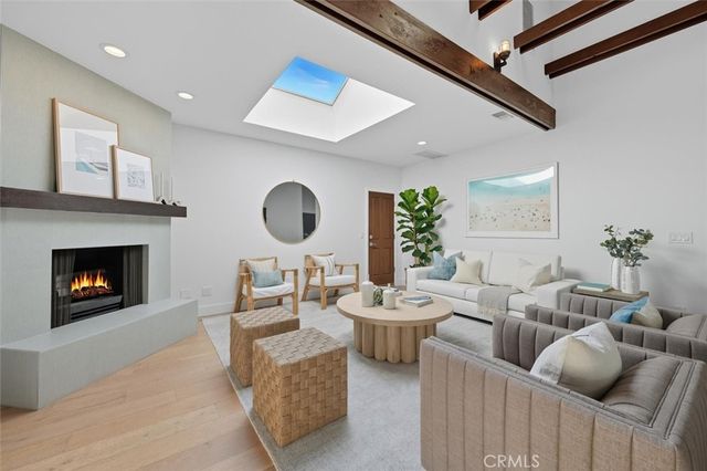 3616 Laurel Avenue, Manhattan Beach, CA 90266