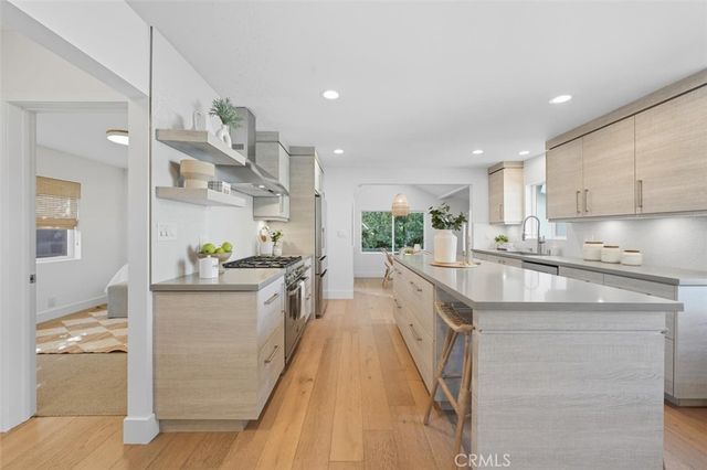 3616 Laurel Avenue, Manhattan Beach, CA 90266