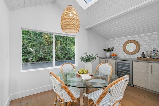 3616 Laurel Avenue, Manhattan Beach, CA 90266