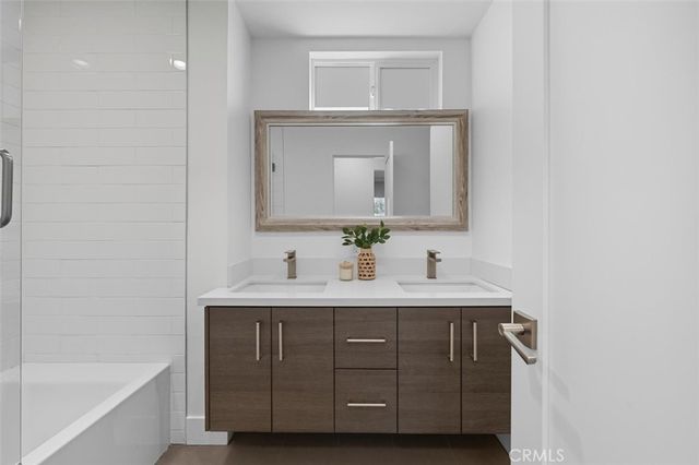 3616 Laurel Avenue, Manhattan Beach, CA 90266