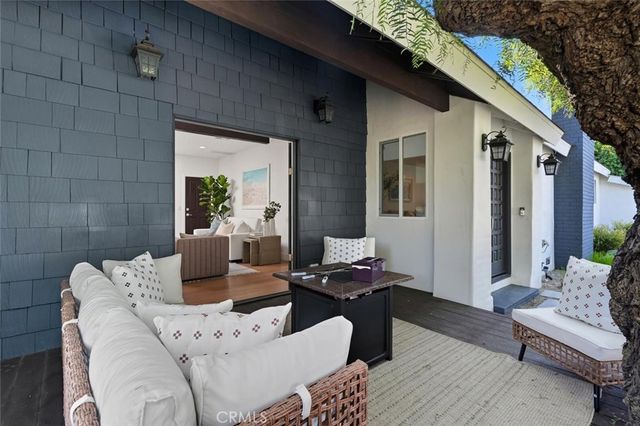 3616 Laurel Avenue, Manhattan Beach, CA 90266