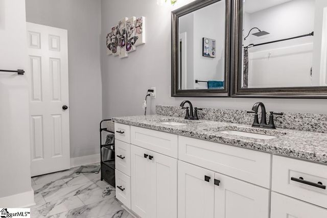 136 Maret Road, Townville, SC 29689