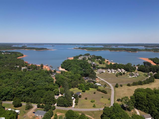 136 Maret Road, Townville, SC 29689