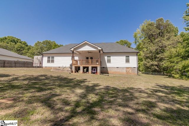 136 Maret Road, Townville, SC 29689
