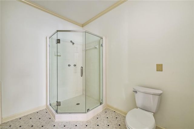 1704 Polo Oaks Court, Winston-salem, NC 27106