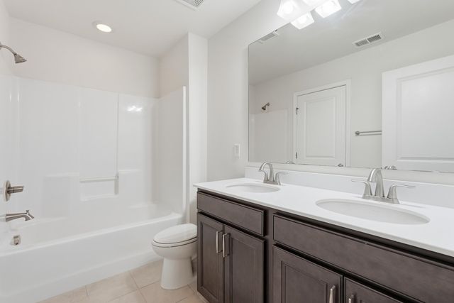 104 Elliott Creek Lane, Summerville, SC 29485