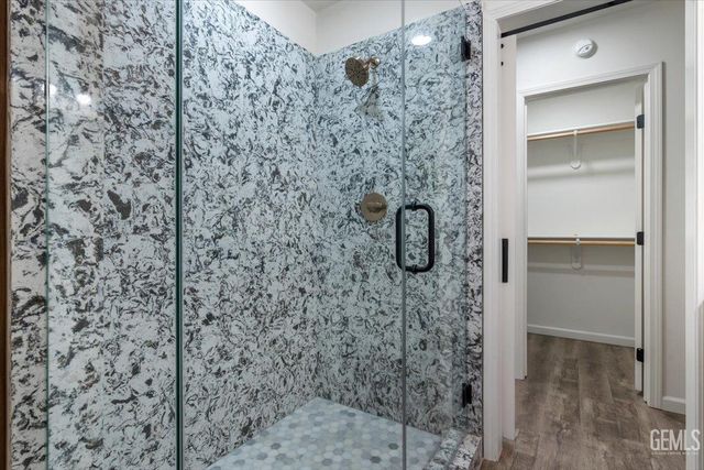 2825 Arnold Street, Bakersfield, CA 93305