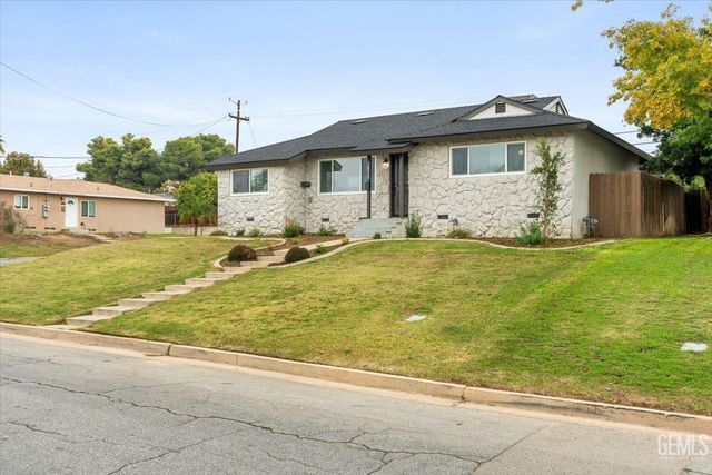 2825 Arnold Street, Bakersfield, CA 93305