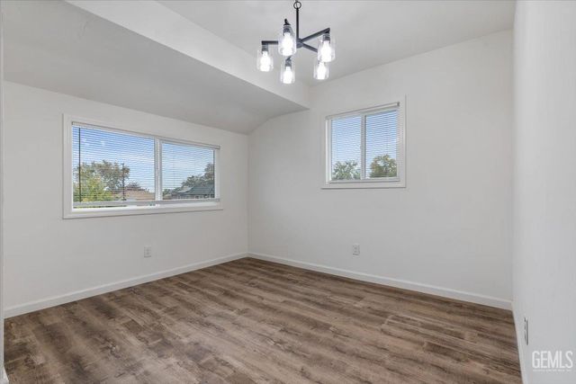 2825 Arnold Street, Bakersfield, CA 93305