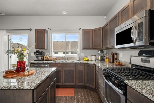 13002 W 3RD Ave, Airway Heights, WA 99001