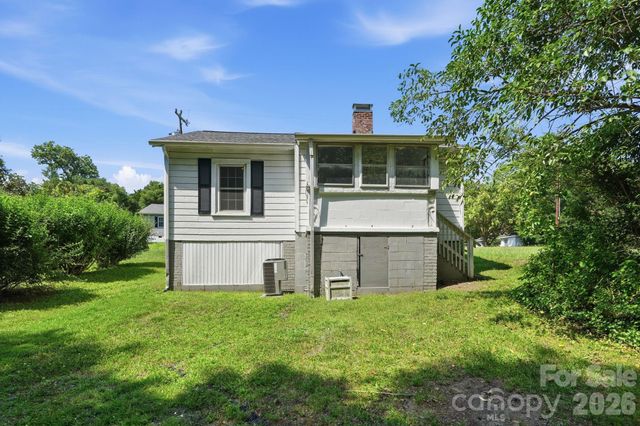 307 Clay Street, Belmont, NC 28012
