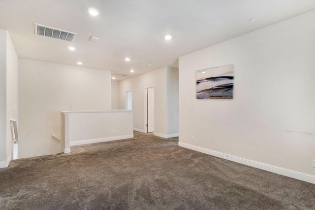 5952 E Truman Avenue, Fresno, CA 93727