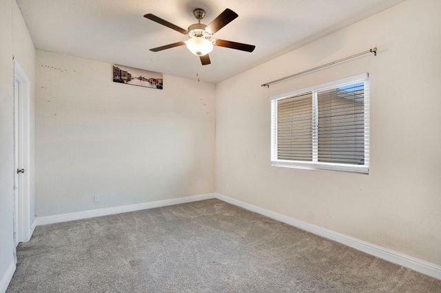 5952 E Truman Avenue, Fresno, CA 93727