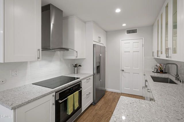 420 S Madison Avenue 203, Pasadena, CA 91101