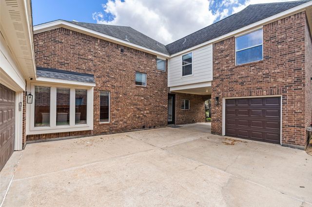 8611 Bloomfield, Missouri City, TX 77459