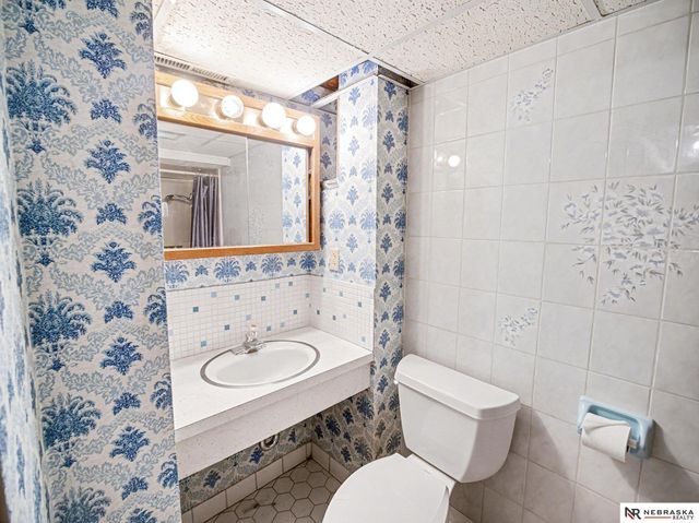 1441 Fairfield Street, Lincoln, NE 68521