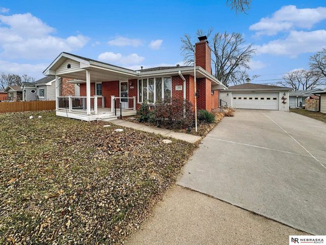 1441 Fairfield Street, Lincoln, NE 68521