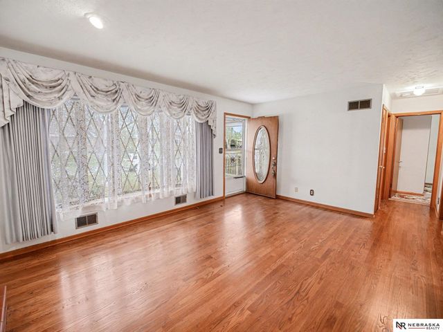 1441 Fairfield Street, Lincoln, NE 68521