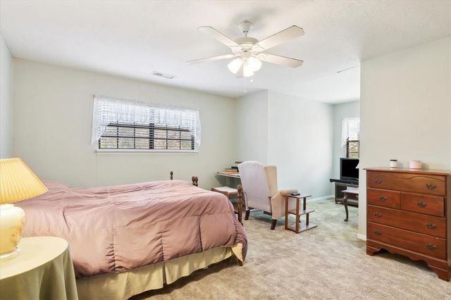 2918 Clark Circle, Orange, TX 77632