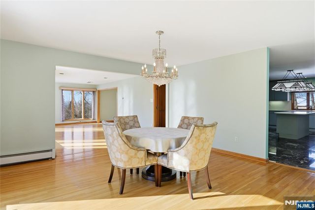 32 Sylvan Drive, Montville Township, NJ 07058