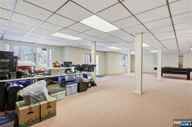 32 Sylvan Drive, Montville Township, NJ 07058