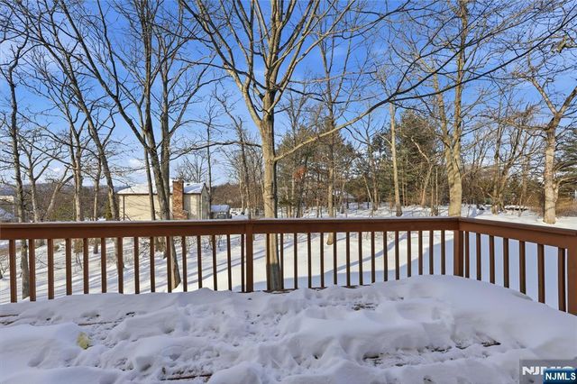 32 Sylvan Drive, Montville Township, NJ 07058