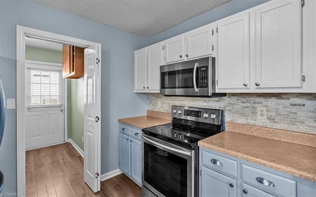 7003 Chaftain Place, Greensboro, NC 27410