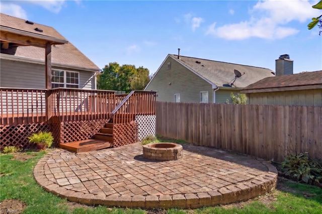 7003 Chaftain Place, Greensboro, NC 27410