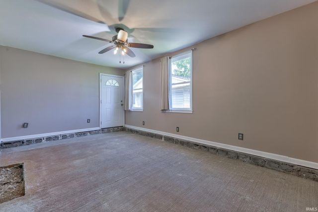 4524 Meadowridge Road, Evansville, IN 47710