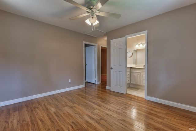 4524 Meadowridge Road, Evansville, IN 47710