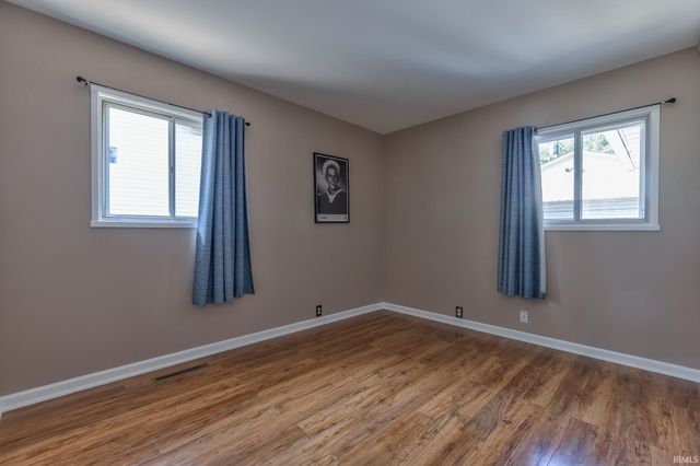 4524 Meadowridge Road, Evansville, IN 47710