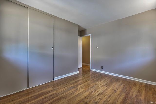 4524 Meadowridge Road, Evansville, IN 47710