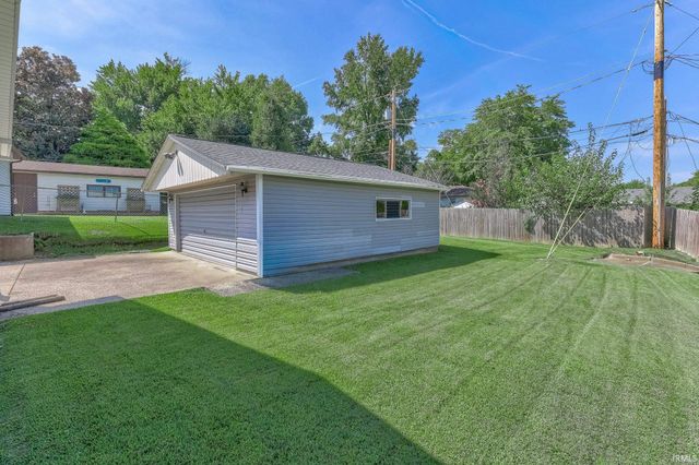 4524 Meadowridge Road, Evansville, IN 47710