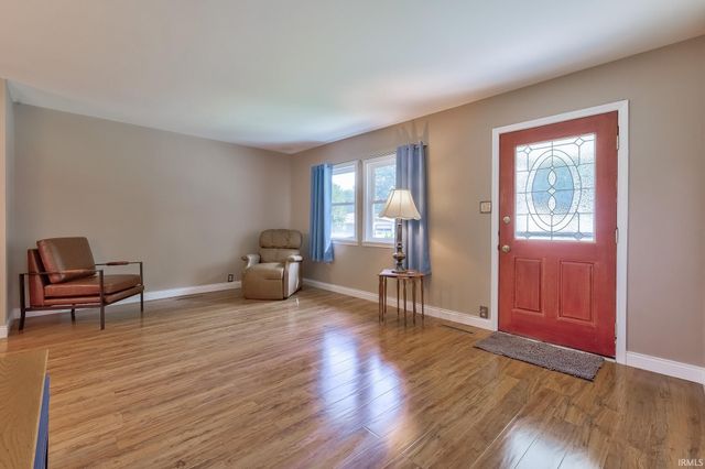 4524 Meadowridge Road, Evansville, IN 47710
