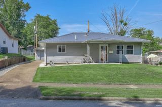 4524 Meadowridge Road, Evansville, IN 47710