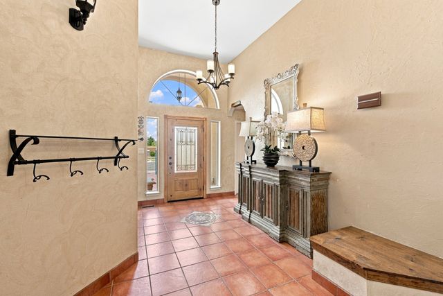 2701 La Silla Dorada, Santa Fe, NM 87505