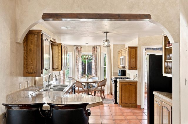 2701 La Silla Dorada, Santa Fe, NM 87505