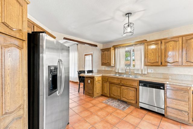 2701 La Silla Dorada, Santa Fe, NM 87505