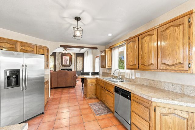2701 La Silla Dorada, Santa Fe, NM 87505