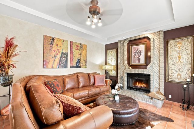 2701 La Silla Dorada, Santa Fe, NM 87505