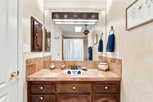 2701 La Silla Dorada, Santa Fe, NM 87505