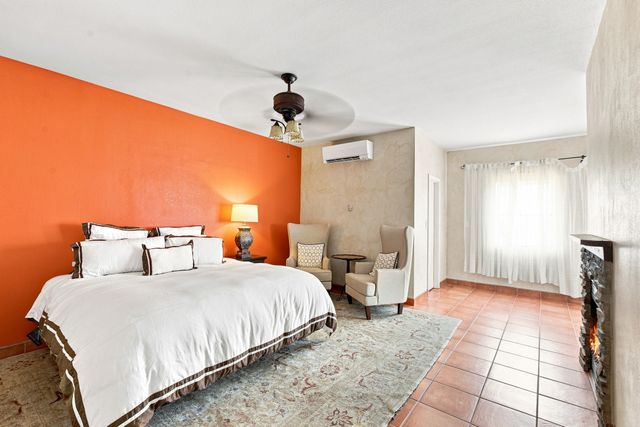 2701 La Silla Dorada, Santa Fe, NM 87505