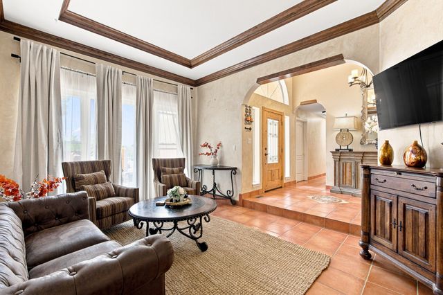 2701 La Silla Dorada, Santa Fe, NM 87505