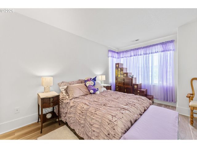 818 Nw 118TH Ave 105, Portland, OR 97229