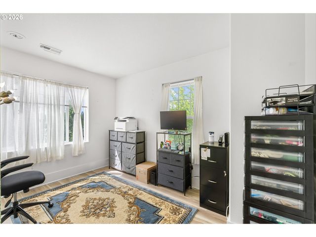 818 Nw 118TH Ave 105, Portland, OR 97229